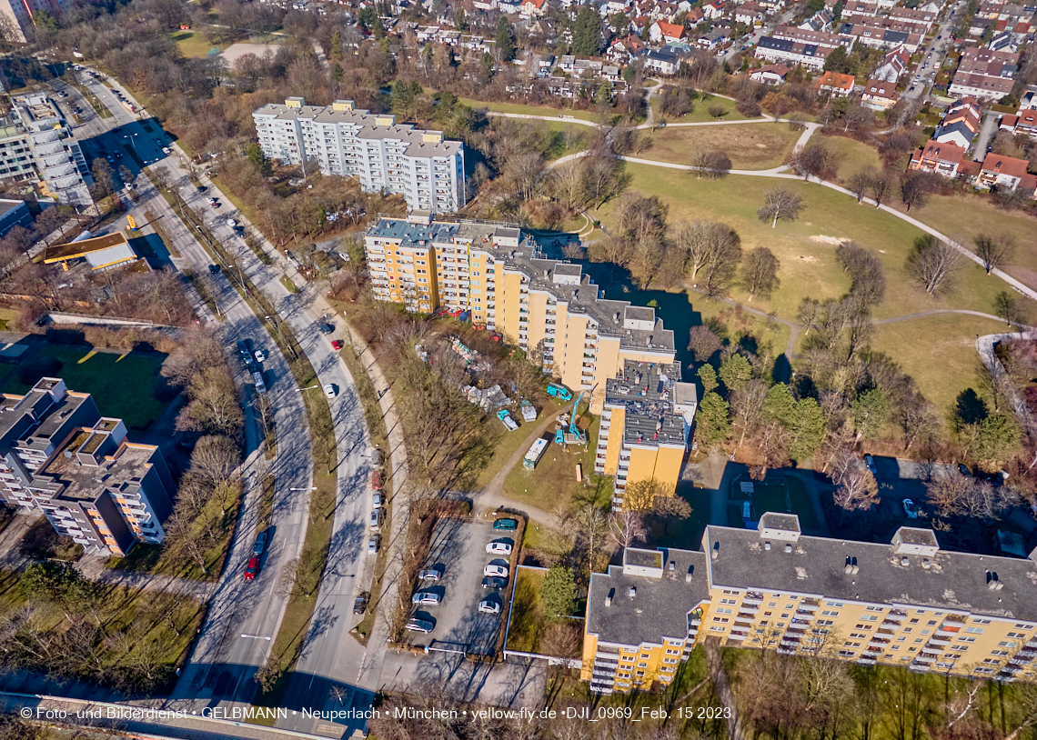15.02.2023 - Marx-Zentrum und Wohnanlage Karl-Marx-Ring in Neuperlach